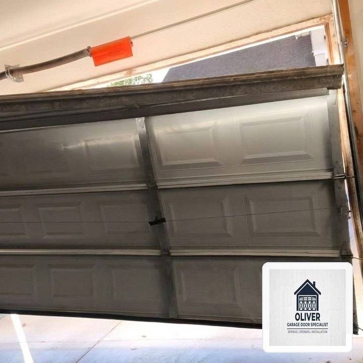 What to Do When Your Garage Door Jumps Off Track in Wheeling, IL